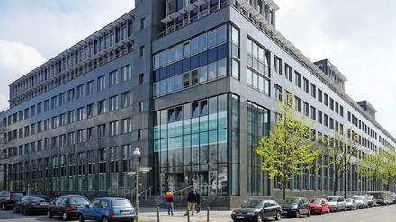 In diesem Bürogebäude an der Darwin-, Ecke Quedlinburger Straße soll das Flüchtlingsamt im August öffnen.