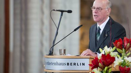 Bundestagspräsident Norbert Lammert (CDU) hält am 11.01.2016 in Berlin in der Nikolaikirche die Festansprache.
