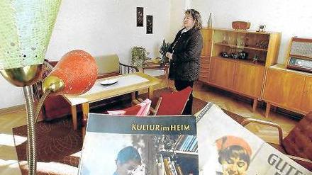 Umherspaziert in der Vergangenheit. Ein Museum und Dokumentationszentrum in Eisenhüttenstadt macht den Alltag in der DDR anschaulich. Doch nun ist kein Geld mehr da, um zu forschen und die Ausstellung weiterzuentwickeln. Foto: dapd