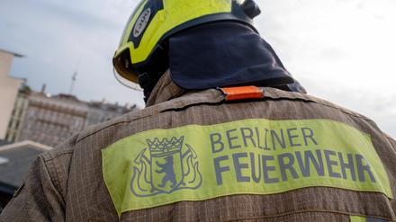 Ein Berliner Feuerwehrmann. (Symbolbild)