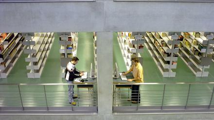 Länger lesen: Studierende in der TU-Bibliothek. Für die CDU haben lange Öffnungszeiten auch eine „soziale Komponente“.