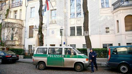 Vor der kroatischen Botschaft in Berlin wurde ein Handgranate gefunden und abtransportiert.