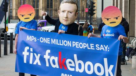 Mark Zuckerberg und seine Plattform Meta/Facebook stehen seit Jahren in der Kritik wegen Intransparenz bei der Datennutzung.