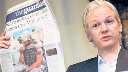 Das Passwort zu den rund 250 000 Dokumenten hat Wikileaks-Gründer Julian Assange einem Journalisten der britischen Zeitung „Guardian“ verraten.