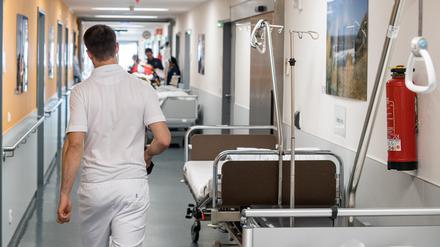 Brandenburgs Gesundheitsministerin fürchtet den Abbau von Kliniken.