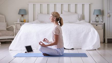 Apps für Smartphone und Tablet bieten geführte Meditationen an. 