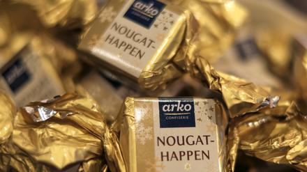 Süßwaren der Firma Arko liegen in Hamburg in einer Filiale eines Einkaufszentrums. 