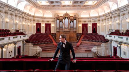 Klaus Mäkelä im prachtvollen Saal des Amsterdamer Concertgebouw