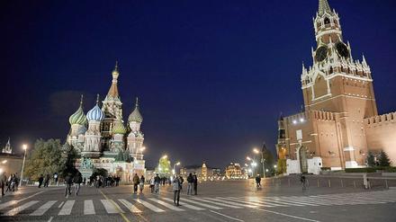 Der Rote Platz mit dem Kreml in der russischen Hauptstadt Moskau