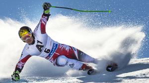 Neue sportliche Heimat Marcel Hirscher, Skirennfahrer aus Österreich und den Niederlanden in Aktion beim Slalomrennen. 
