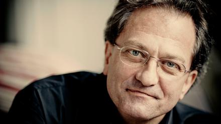Der Dirigent Gérard Korsten.