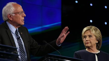 Die Kontrahenten bei den US-Demokraten: Hillary Clinton (rechts) und Bernie Sanders 