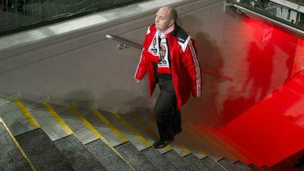 Ab nach draußen. Uli Hoeneß hat Freigang - dieses Bild zeigt ihn 2008 in der Allianz Arena, wie er den Spielertunnel verlässt.