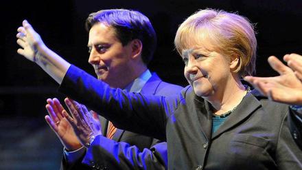 An der Spitzenkandidatin der Union, Angela Merkel, im Bund würde keiner eine Niederlage der CDU im Land festmachen. Schuld wäre da der Spitzenkandidat David McAllister.