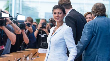 Großes Medieninteresse beim Start: Sahra Wagenknecht mit ihren "Aufstehen"-Mitstreitern Anfang September 2018 vor der Bundespressekonferenz. 