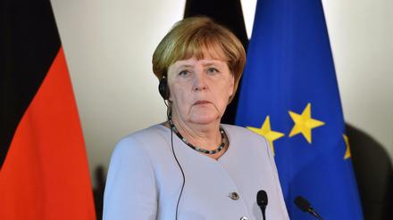 Angela Merkel bei ihrem Besuch im italienischen Maranello am Mittwoch.