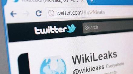 Beteiligt. Der Kurznachrichtendienst Twitter verbreitet die von Wikileaks gesammelten Daten. Dieses Bild entstand am Sonntag in Singapur. 