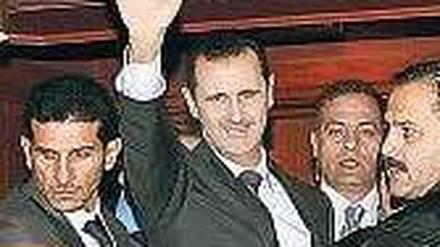 Will kämpfen. Machthaber Assad am Sonntag vor seiner Rede in der Oper. Foto: AFP