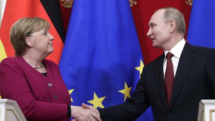Kanzlerin Angela Merkel und Russlands Präsident Wladimir Putin am Samstag in Moskau.