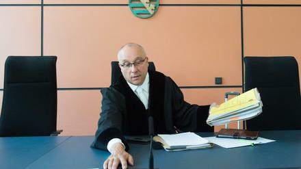 Der Richter Jens Maier im Landgericht in Dresden. 