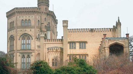 Sanierungsfall dank Friedrich II. Weil der König sein größtes Schloss in aller Eile hochziehen ließ, müssen die Erben seiner Bauten die Zeche zahlen. 22 Millionen Euro können bis 2017 ausgegeben werden, weitere 100 Millionen sind noch nötig.