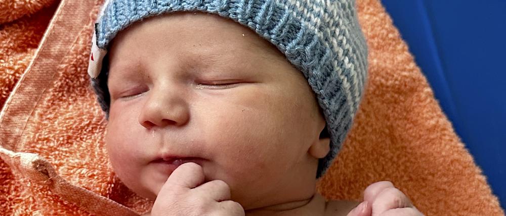Neujahrsbaby Lukas Carl wurde um 0.21 Uhr im St. Josefs Krankenhaus geboren. 