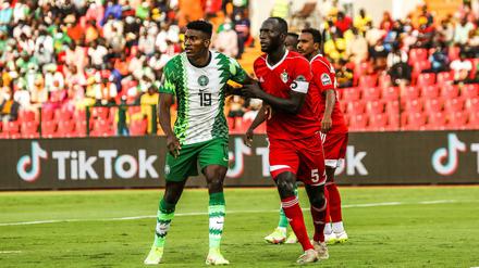 Unions Stürmer Taiwo Awoniyi (links) ist mit Nigeria aus dem Afrika-Cup ausgeschieden. 