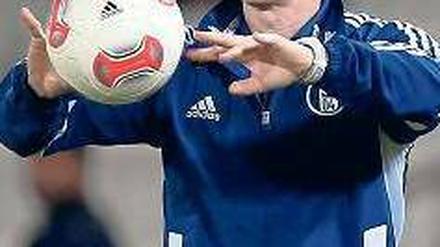 Debüt unter Druck. Keller muss bei Schalke schnell gute Ergebnisse liefern. Foto: Reuters