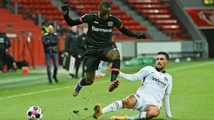 Gut gesprungen. Moussa Diaby traf zweimal für Leverkusen. 