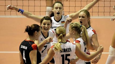Erstmals seit der Wiedervereinigung steht die Frauennationalmannschaft im Volleyball im Finale einer Europameisterschaft.