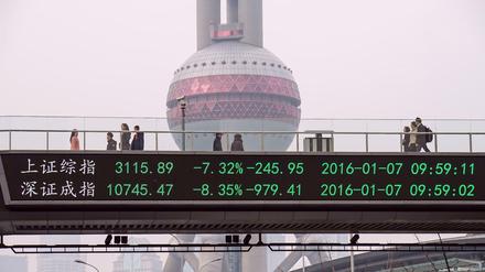 Feierabend in Schanghai. Der Börsentag an Chinas wichtigstem Handelsplatz dauerte nur eine halbe Stunde.