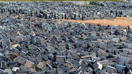 Rund 80 000 Fernsehgeräte liegen auf einer Deponie im chinesischen Zhuzhou, vermutlich nicht wenige davon stammen aus Deutschland. Aber damit ist jetzt Schluss, die chinesische Regierung hat ein Importverbot für Müll verhängt. 