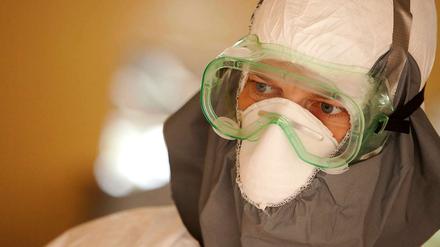 Die Ebola-Epidemie ist in Westafrika außer Kontrolle geraten. Ob sie auch nach Europa kommt, kann niemand sagen.